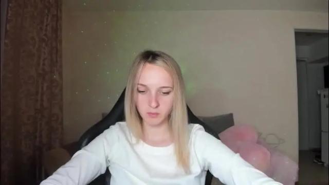 Image 4 of rousereed Stream on Chaturbate on 1 month ago