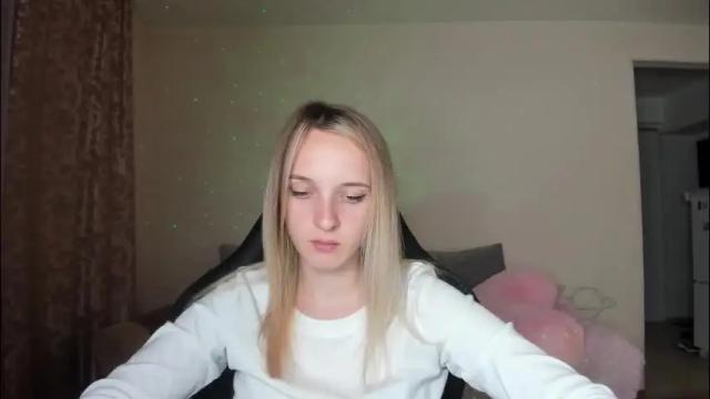 Image 7 of rousereed Stream on Chaturbate on 1 month ago