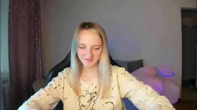 Image 12 of rousereed Stream on Chaturbate on 1 month ago