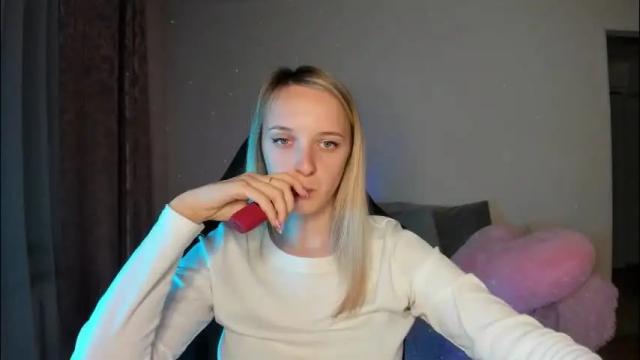 Image 2 of rousereed Stream on Chaturbate on 1 month ago