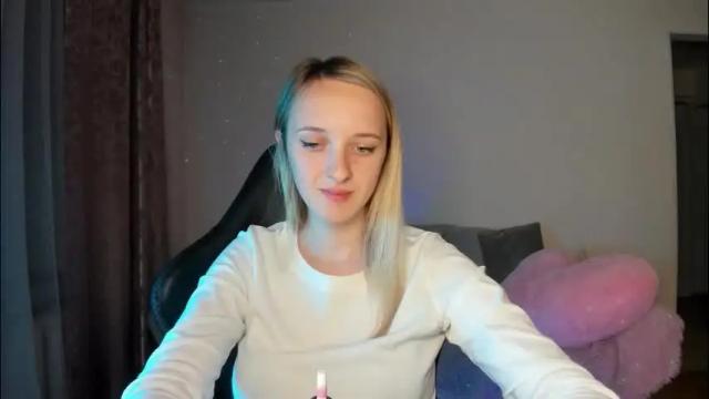 Image 6 of rousereed Stream on Chaturbate on 1 month ago