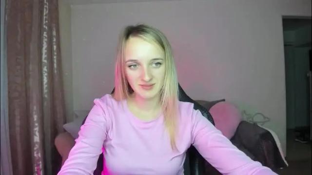 Image 4 of rousereed Stream on Chaturbate on 7 days ago