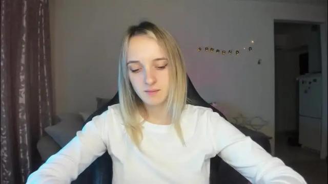 Image 7 of rousereed Stream on Chaturbate on 6 days ago