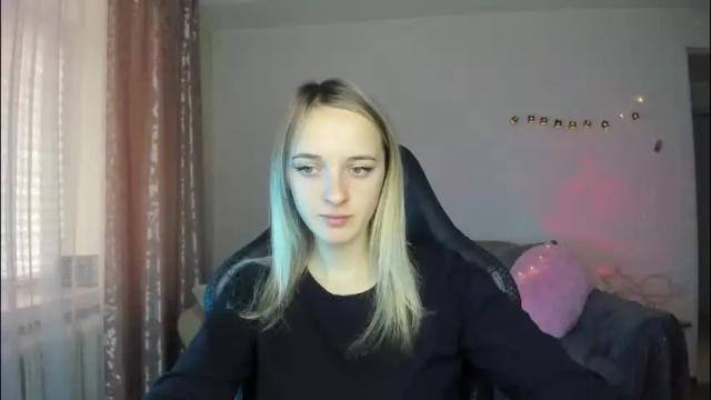 Image 3 of rousereed Stream on Chaturbate on 5 days ago