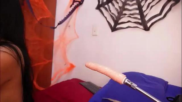 Image 7 of rousse_coup Stream on Chaturbate on 1 month ago