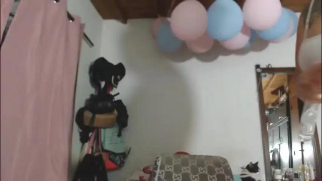 Image 10 of rousse_ellise1 Stream on Chaturbate on 2 months ago