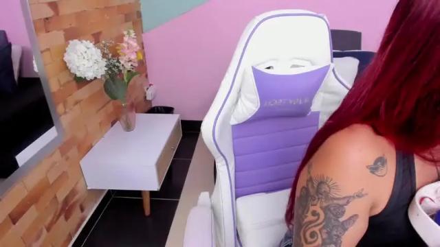 Image 3 of rousse_hudson Stream on Chaturbate on 19 months ago