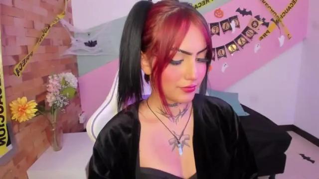 Image 12 of rousse_hudson Stream on Chaturbate on 19 months ago