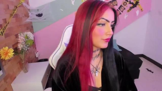 Image 8 of rousse_hudson Stream on Chaturbate on 19 months ago