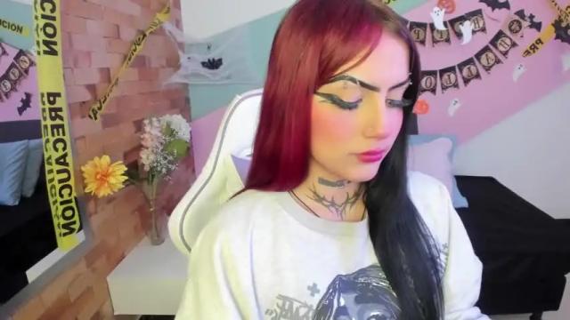Image 8 of rousse_hudson Stream on Chaturbate on 19 months ago