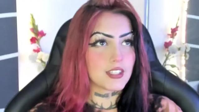 Image 6 of rousse_hudson Stream on Chaturbate on 18 months ago