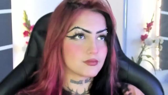 Image 7 of rousse_hudson Stream on Chaturbate on 18 months ago