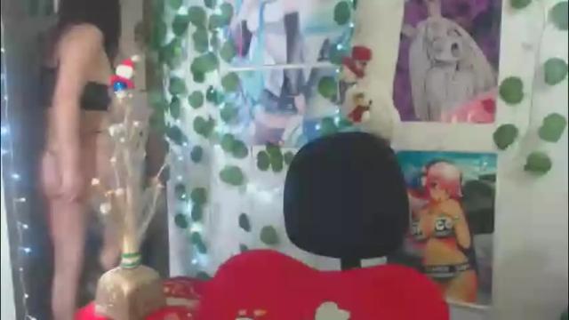 Image 12 of rousse_kitty69 Stream on Chaturbate on 28 days ago