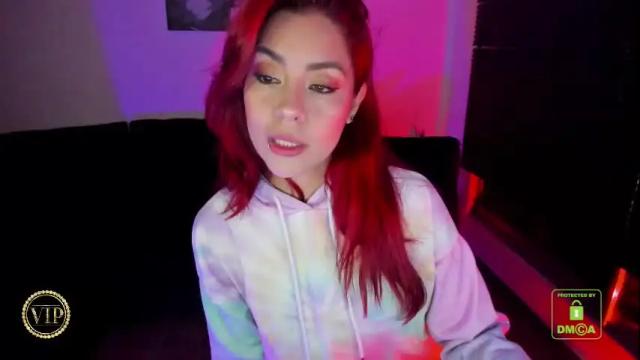 Image 4 of rouxeee Stream on Chaturbate on 3 months ago