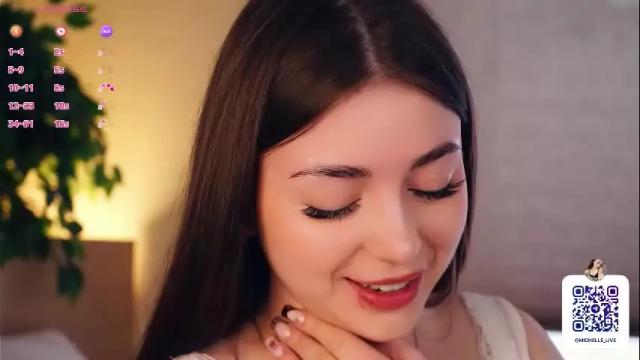 Image 7 of rowenahallman Stream on Chaturbate on 14 days ago