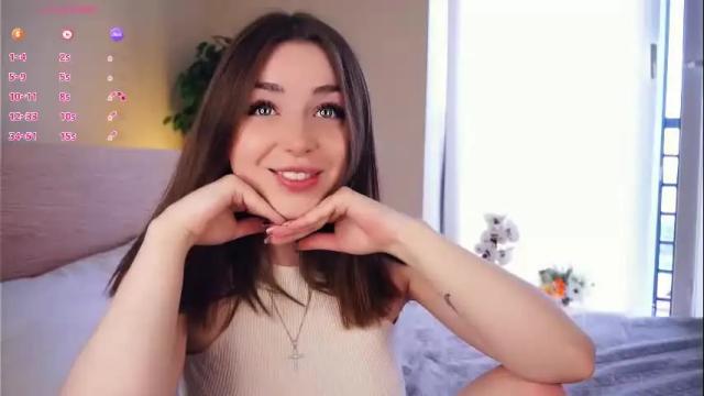 Image 8 of rowenahallman Stream on Chaturbate on 4 days ago