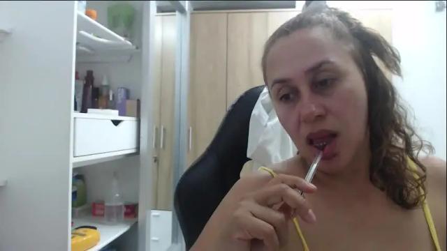 Image 10 of roxanalove7 Stream on Chaturbate on 1 month ago