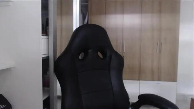 Image 4 of roxanalove7 Stream on Chaturbate on 26 days ago