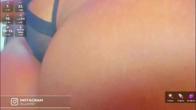 Image 2 of roxanasmiith Stream on Chaturbate on 2 months ago