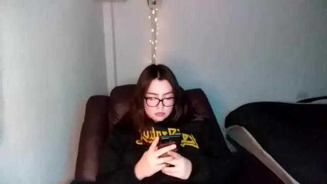 Image 12 of roxann9 Stream on Chaturbate on 17 months ago