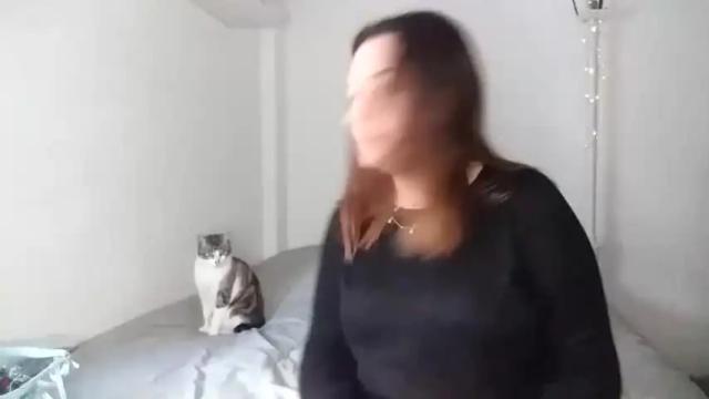 Image 2 of roxann9 Stream on Chaturbate on 17 months ago