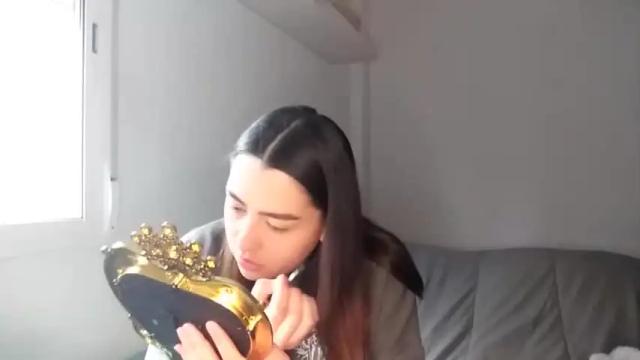 Image 3 of roxann9 Stream on Chaturbate on 16 months ago