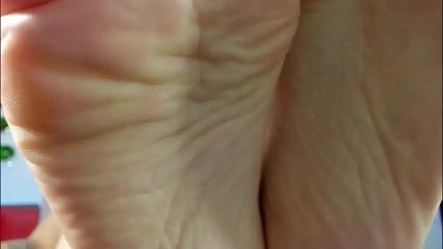 Image 12 of roxanne_jones1 Stream on Chaturbate on 16 days ago