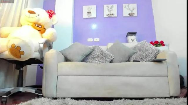 Thumbnail 1, roxanneevans_'s Stream at Chaturbate, 2 months ago