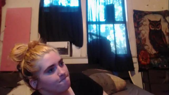 Image 12 of roxanneroulette Stream on Chaturbate on 1 month ago