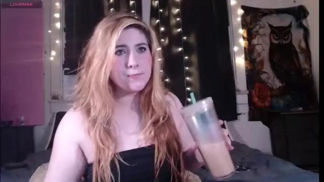 Thumbnail 1, roxanneroulette's Stream at Chaturbate, 1 month ago