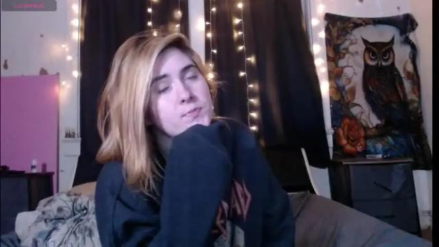 Thumbnail 1, roxanneroulette's Stream at Chaturbate, 1 month ago