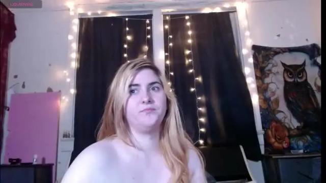 Image 12 of roxanneroulette Stream on Chaturbate on 1 month ago