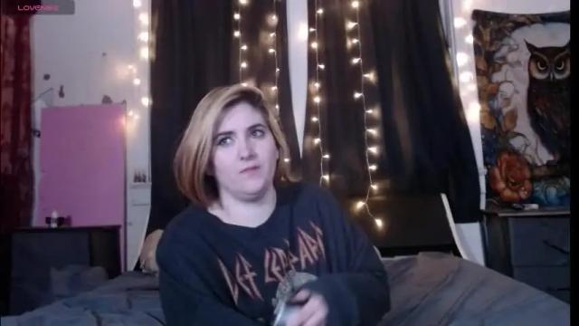 Image 12 of roxanneroulette Stream on Chaturbate on 1 month ago