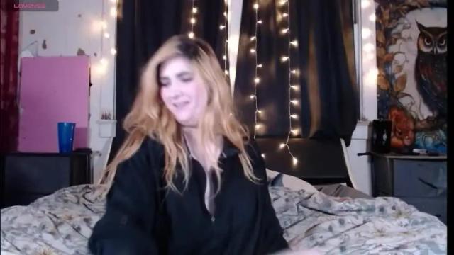 Thumbnail 1, roxanneroulette's Stream at Chaturbate, 17 days ago