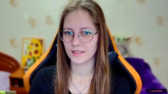 Thumbnail 1, roxie_shy's Stream at Chaturbate, 18 months ago