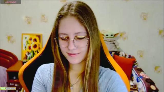 Thumbnail 1, roxie_shy's Stream at Chaturbate, 6 months ago