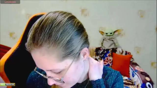 Image 11 of roxie_shy Stream on Chaturbate on 6 months ago