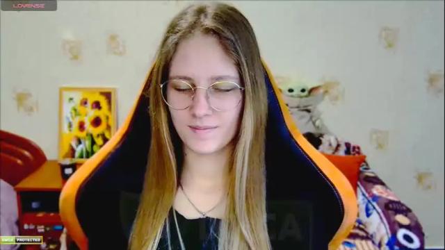 Thumbnail 2, roxie_shy's Stream at Chaturbate, 6 months ago