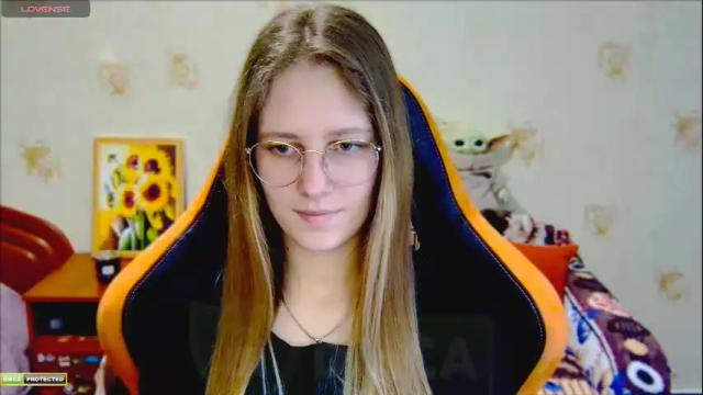 Image 6 of roxie_shy Stream on Chaturbate on 6 months ago