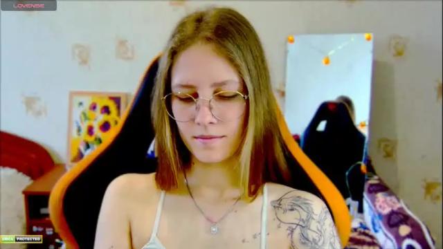 Thumbnail 2, roxie_shy's Stream at Chaturbate, 6 months ago
