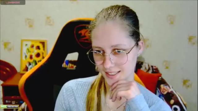 Image 11 of roxie_shy Stream on Chaturbate on 5 months ago