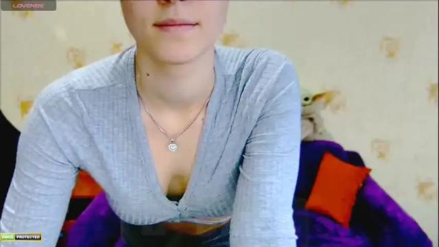 Image 8 of roxie_shy Stream on Chaturbate on 5 months ago