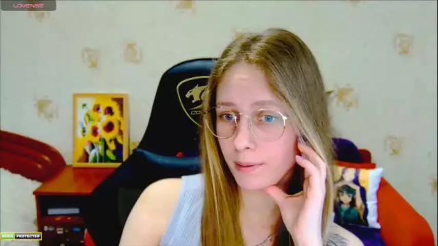 Image 10 of roxie_shy Stream on Chaturbate on 4 months ago