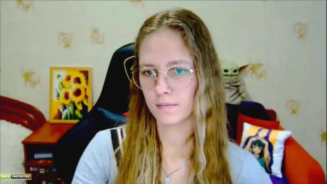 Image 11 of roxie_shy Stream on Chaturbate on 4 months ago