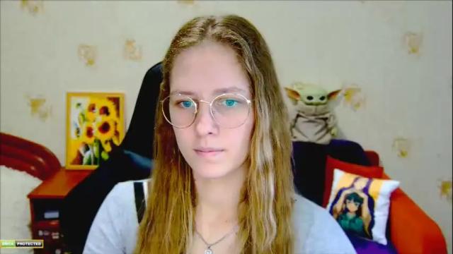Image 2 of roxie_shy Stream on Chaturbate on 4 months ago