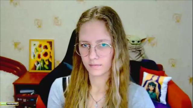 Image 7 of roxie_shy Stream on Chaturbate on 4 months ago