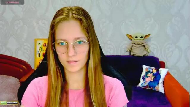 Image 11 of roxie_shy Stream on Chaturbate on 4 months ago