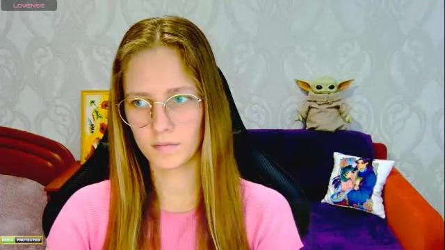 Image 12 of roxie_shy Stream on Chaturbate on 4 months ago