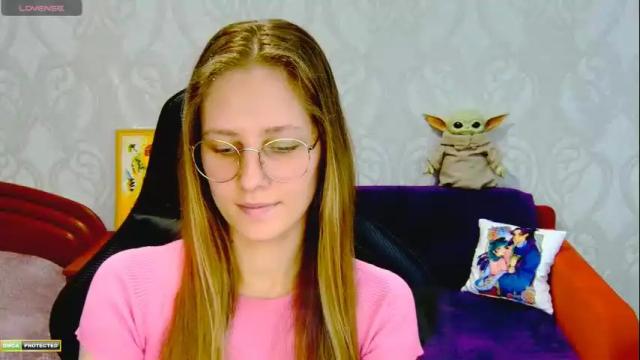 Thumbnail 2, roxie_shy's Stream at Chaturbate, 4 months ago