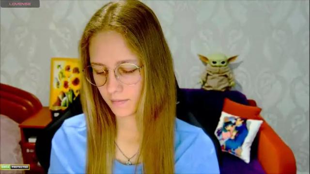 Thumbnail 1, roxie_shy's Stream at Chaturbate, 4 months ago